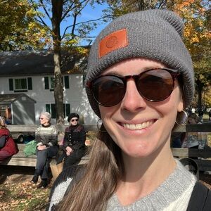 Meet your Posher, Hélène